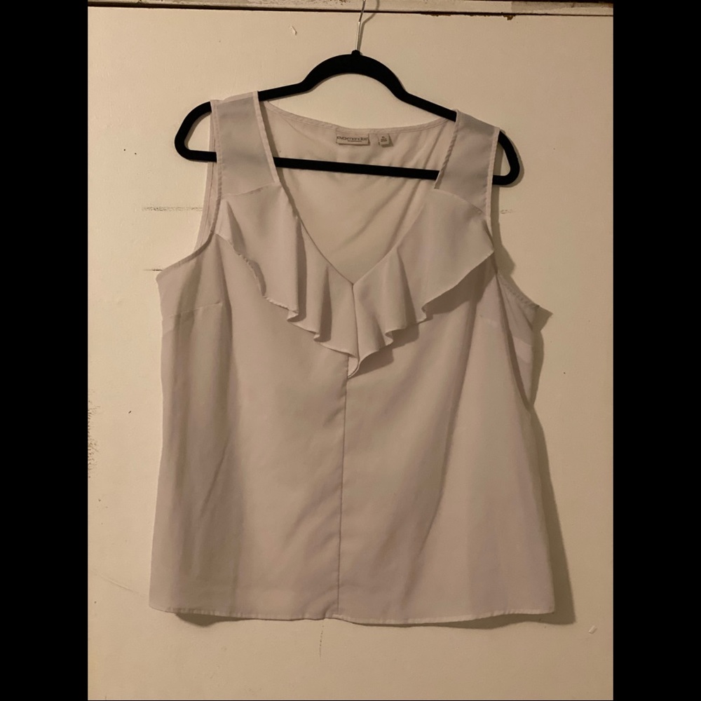 Eva Mendes Sleeveless Blouse